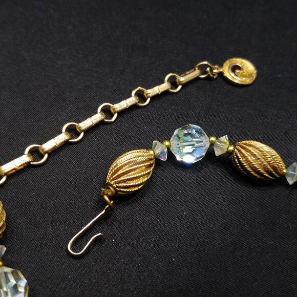 Lisner Aurora Borealis Crystal Beaded Necklace Gold Tone 1950s Vintage Jewelry - Picture 9 of 10
